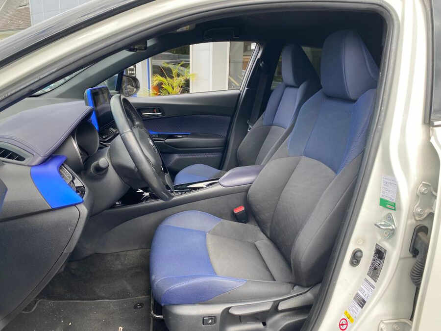 Toyota C-HR 1.8 Hybride (Photo 2)