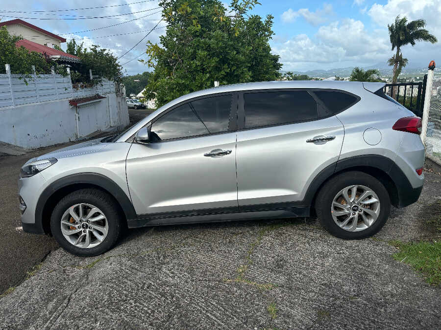 HYUNDAI TUCSON /2018/ ESSENCE / MANUELLE (Photo 4)