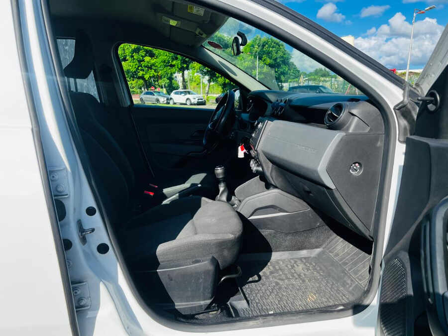 DACIA DUSTER 1.0L TCE 90CH 15 ANS 4X2 (Photo 2)